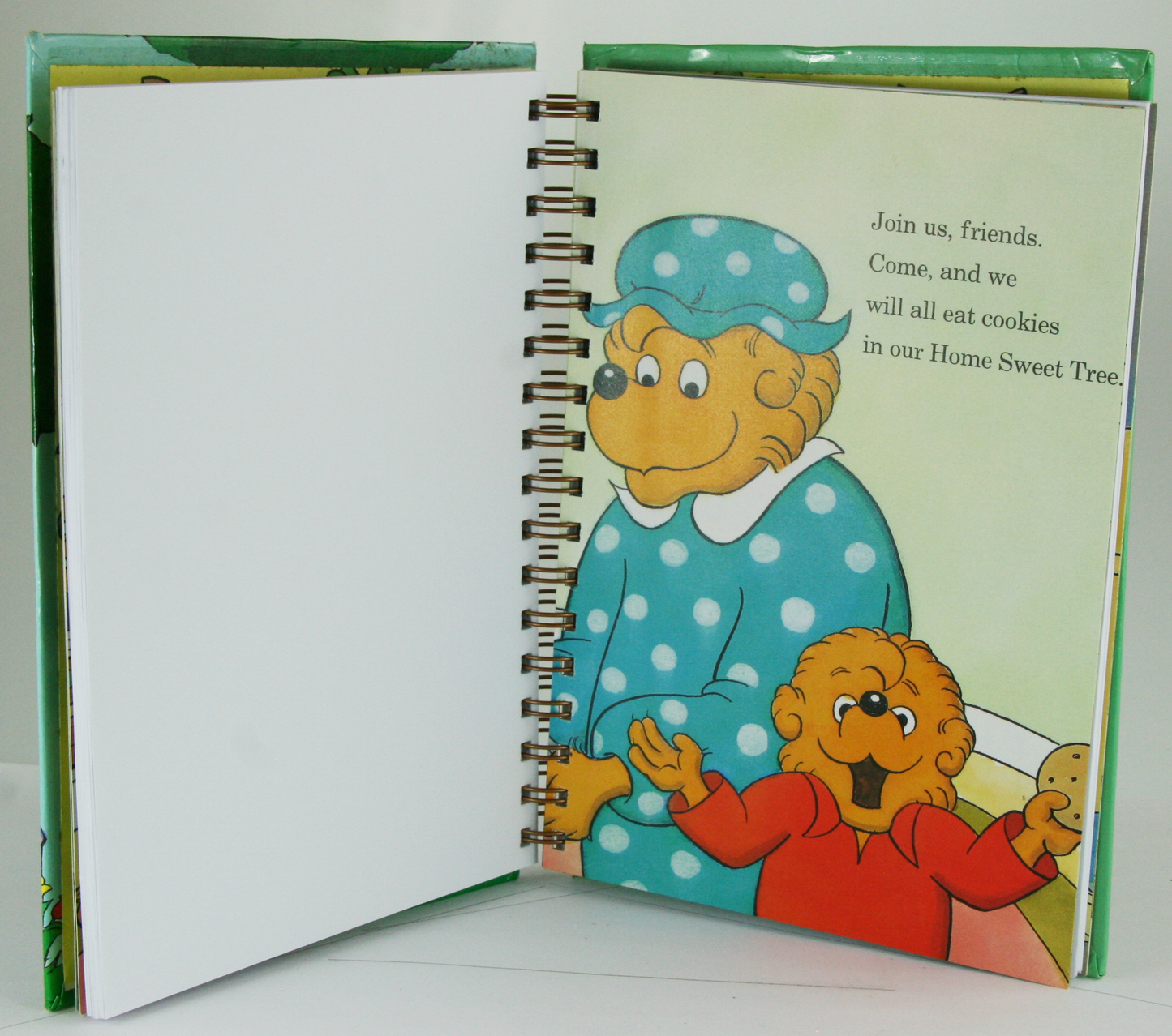 Berenstain Bears: Home Sweet Tree-Red Barn Collections