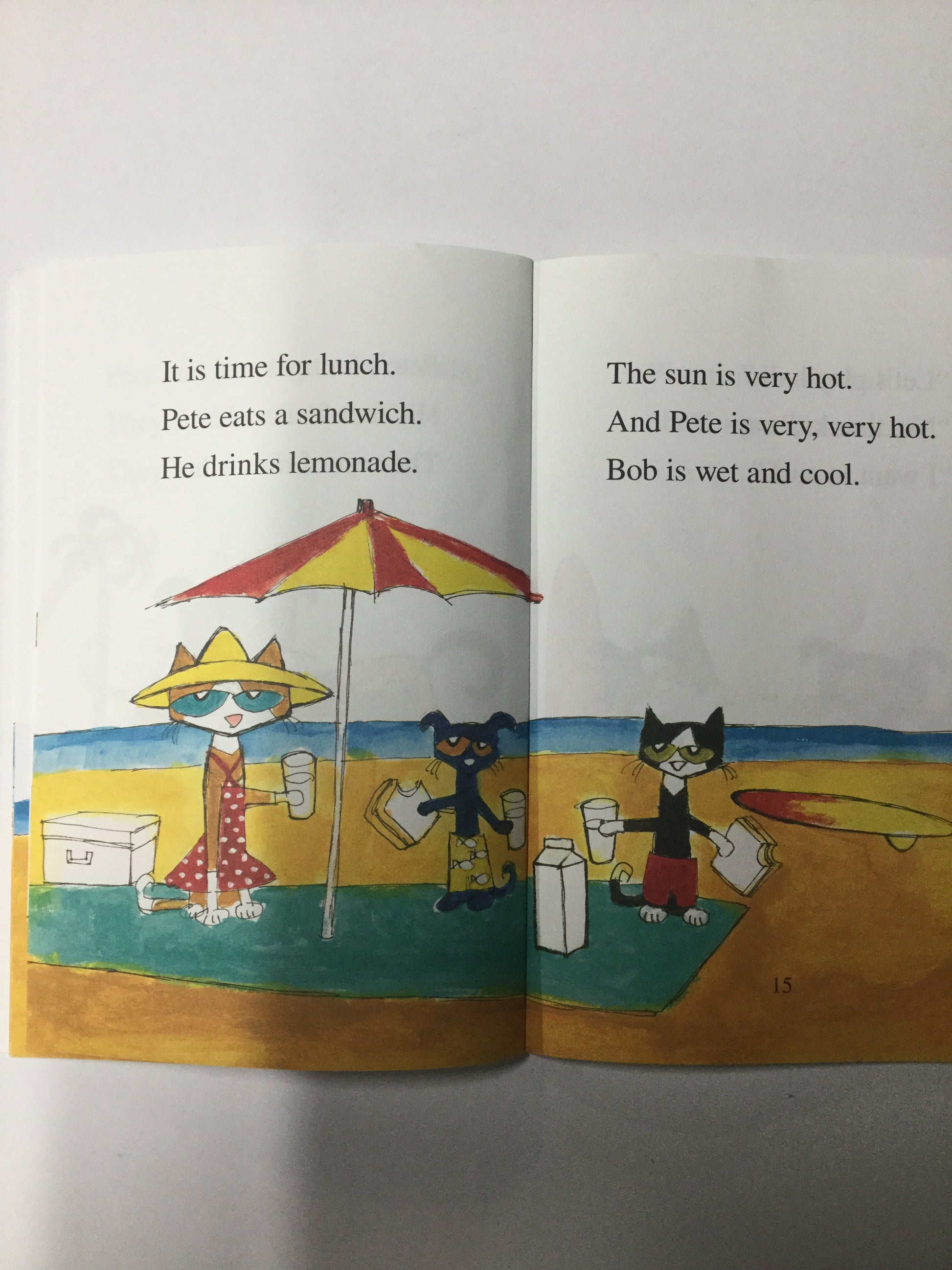 Pete the Cat: Pete At The Beach-Red Barn Collections